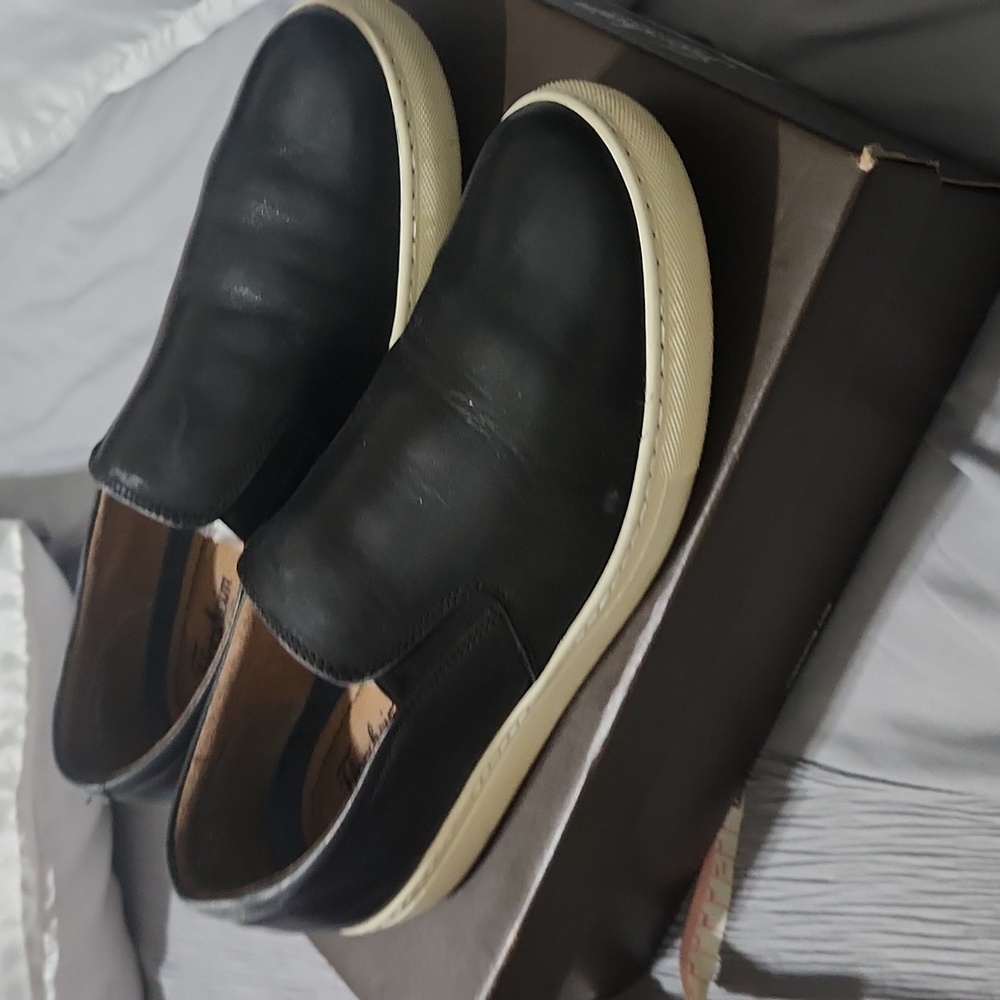 Florsheim black leather slip on shoes